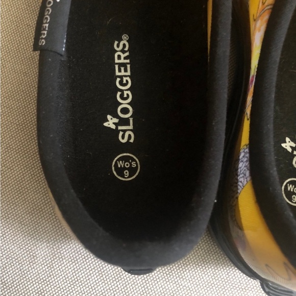 Chicken Sloggers rain boots! - Picture 4 of 5